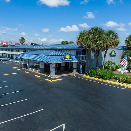 Days Inn By Wyndham Orlando Downtown Екстериор снимка