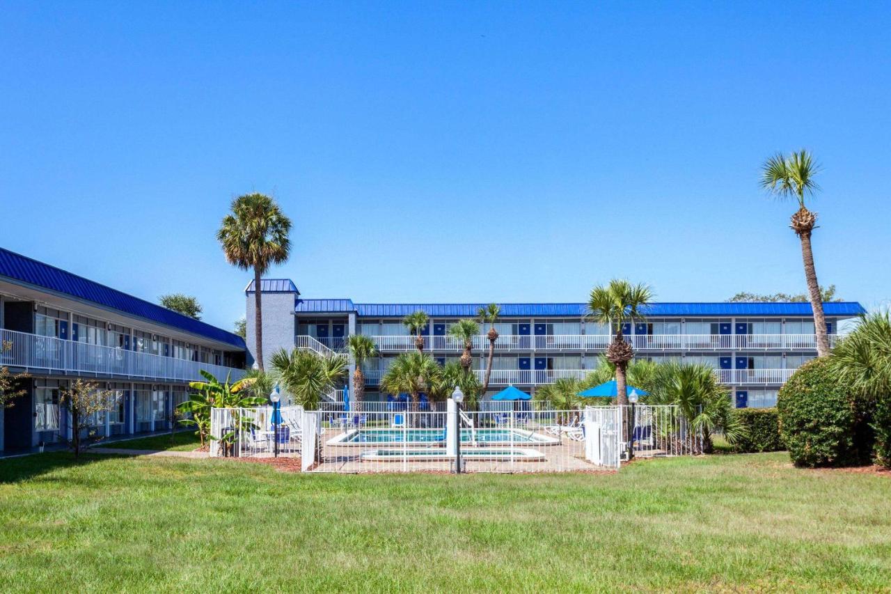Days Inn By Wyndham Orlando Downtown Екстериор снимка