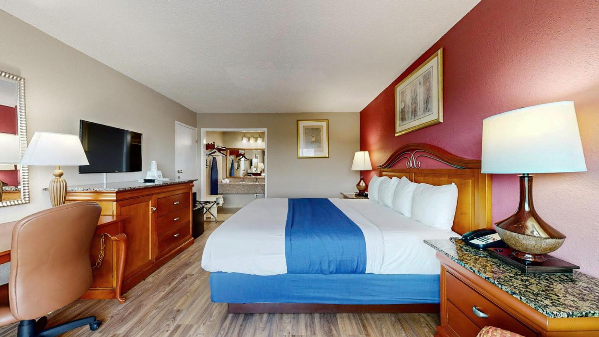 Days Inn By Wyndham Orlando Downtown Екстериор снимка