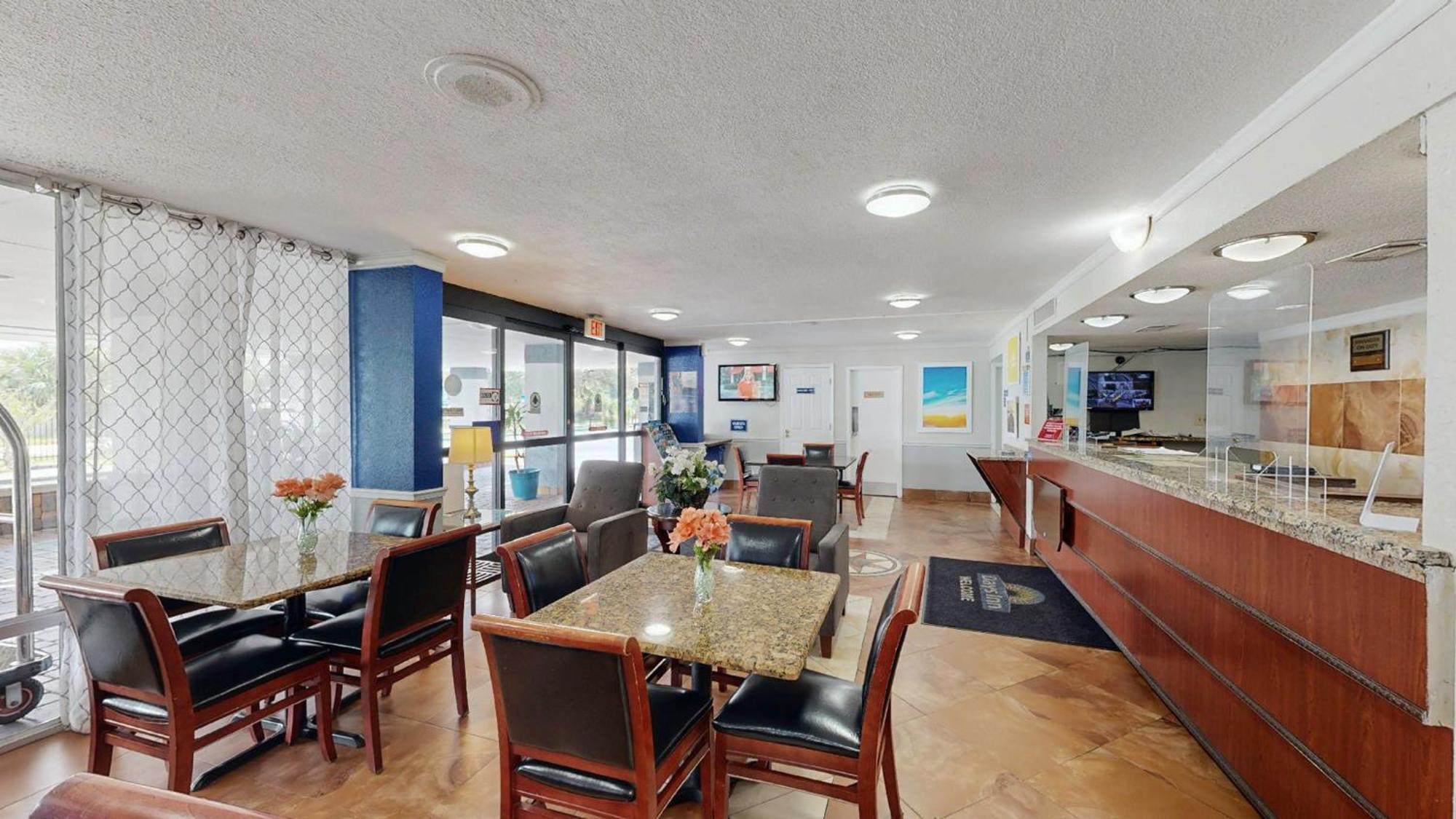 Days Inn By Wyndham Orlando Downtown Екстериор снимка