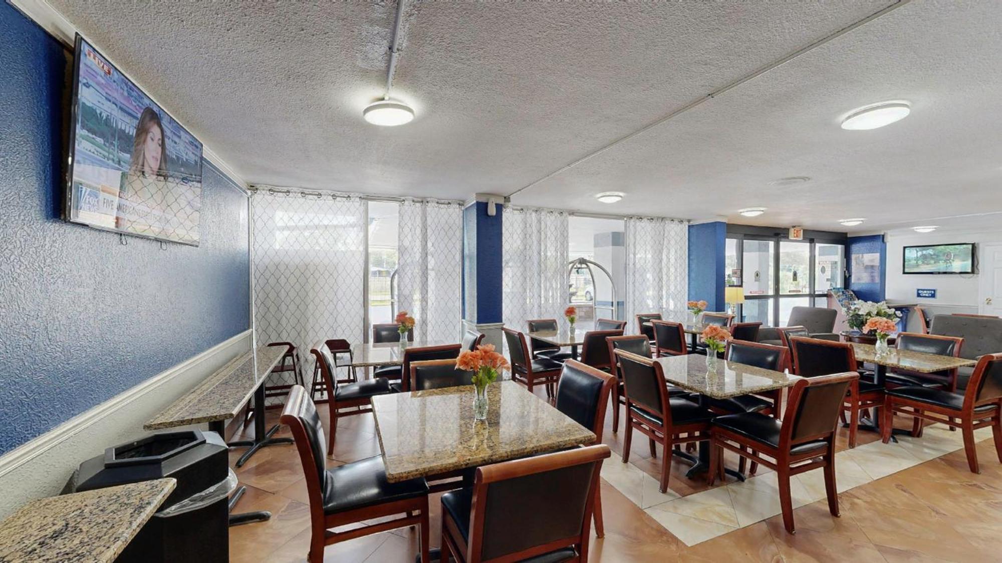 Days Inn By Wyndham Orlando Downtown Екстериор снимка