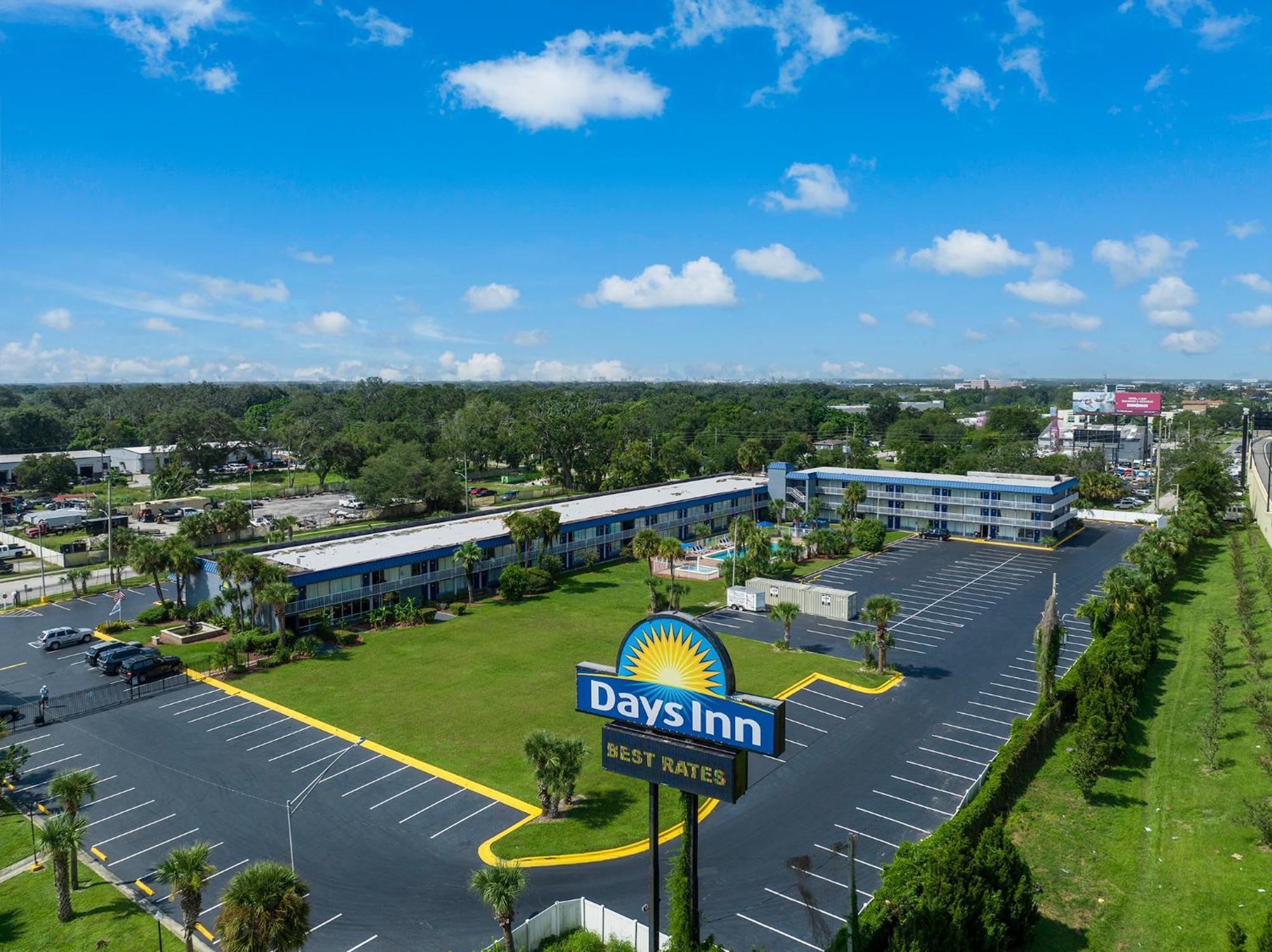 Days Inn By Wyndham Orlando Downtown Екстериор снимка